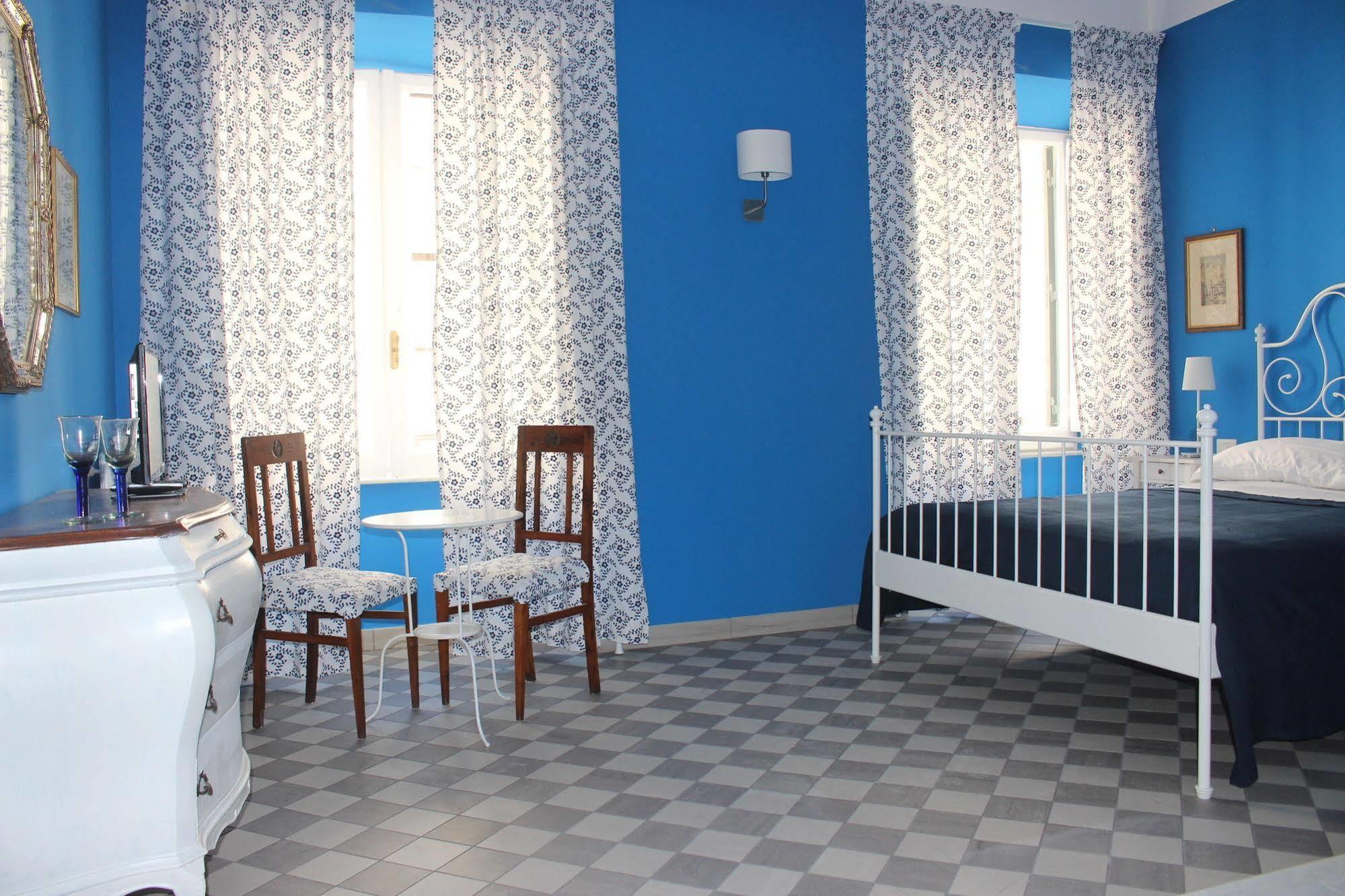 Le Stanze Di Pietro Bed & Breakfast โรม ภายนอก รูปภาพ